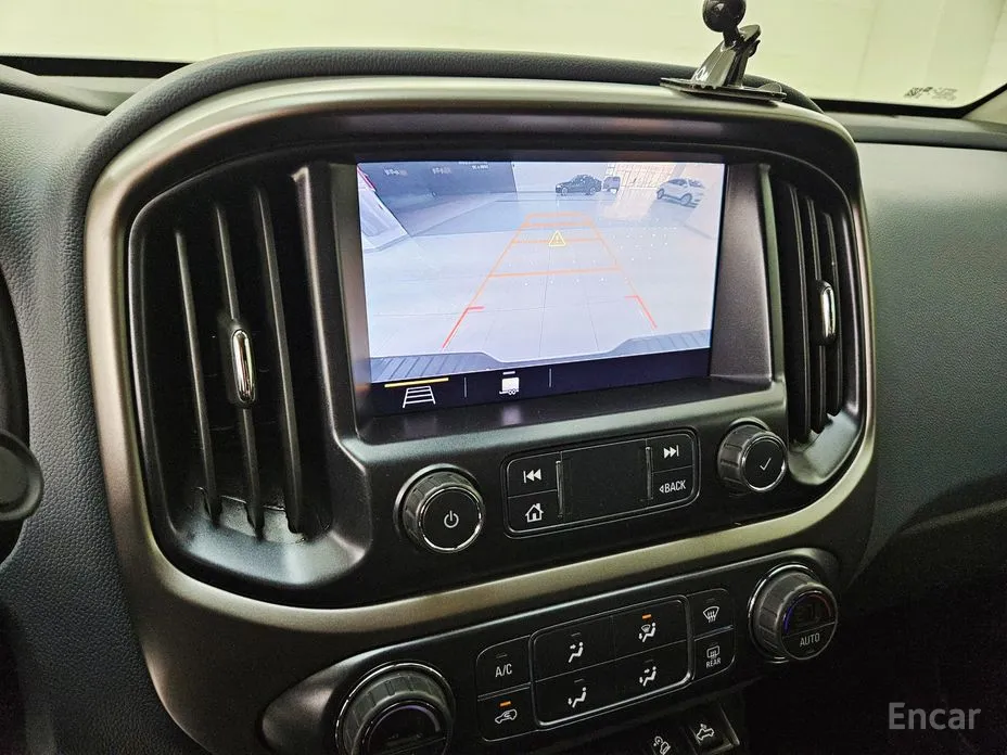 Фото 14 - Chevrolet Colorado