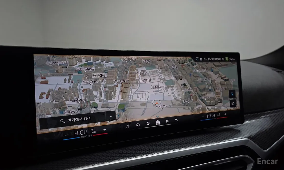 Фото 15 - BMW i4