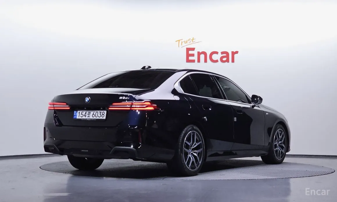 Фото 2 - BMW 5 Series