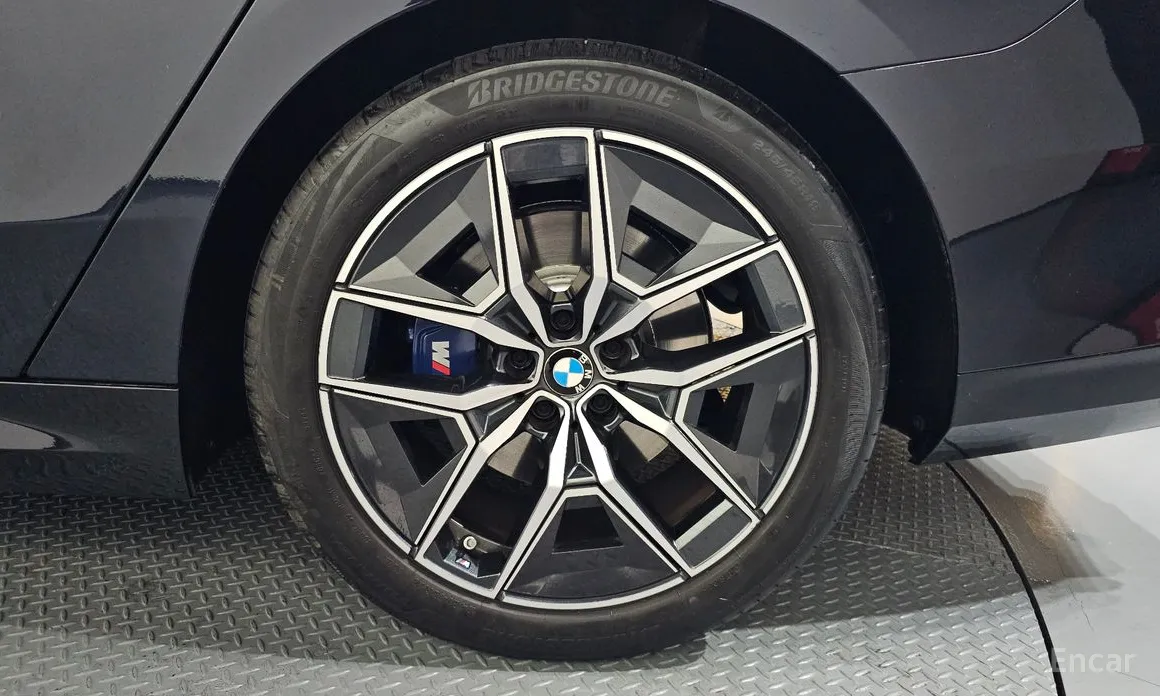 Фото 5 - BMW 5 Series