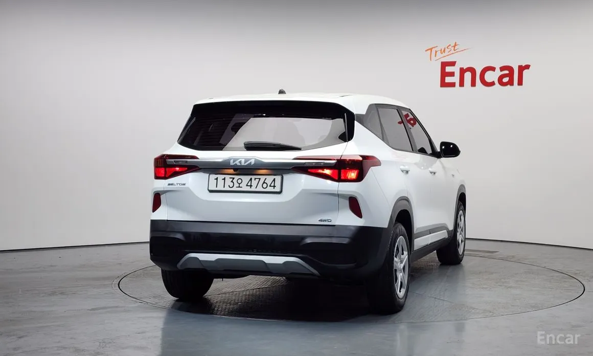 Фото 4 - Kia Seltos