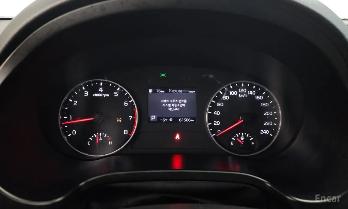 Фото 8 - Kia Seltos