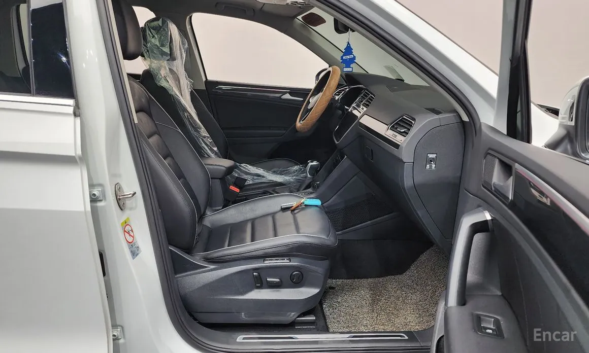 Фото 11 - Volkswagen Tiguan