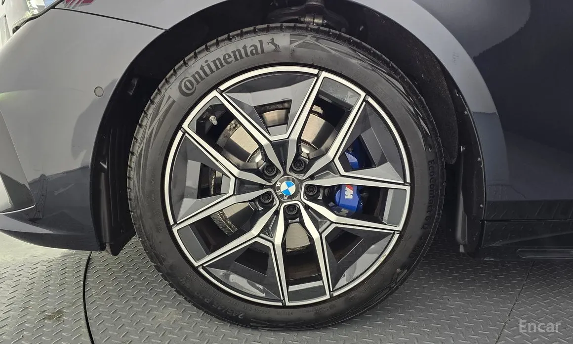 Фото 5 - BMW 5 Series