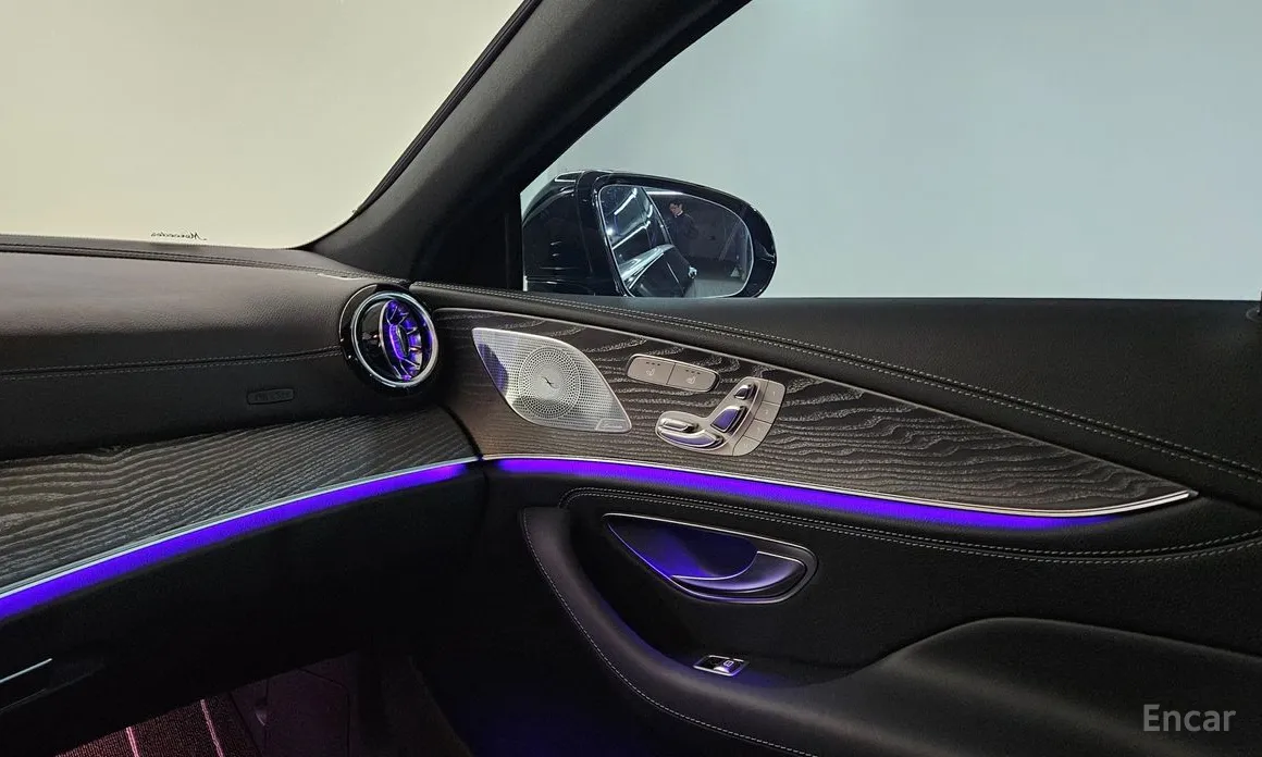 Фото 13 - Mercedes-Benz CLS-Class