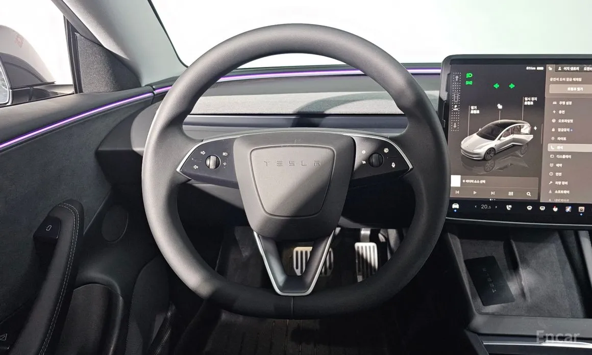 Фото 13 - Tesla Model 3