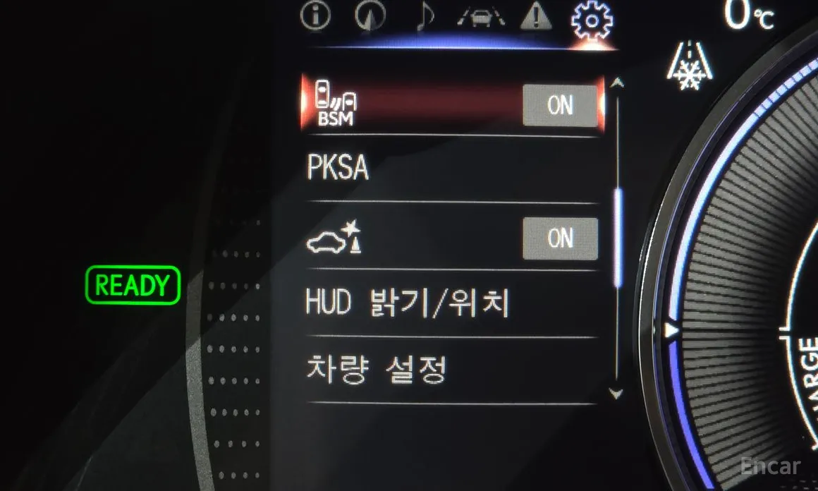 Фото 15 - Lexus ES