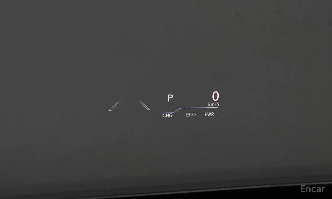 Фото 17 - Lexus ES