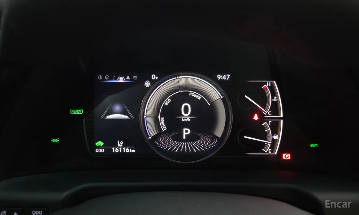 Фото 8 - Lexus ES