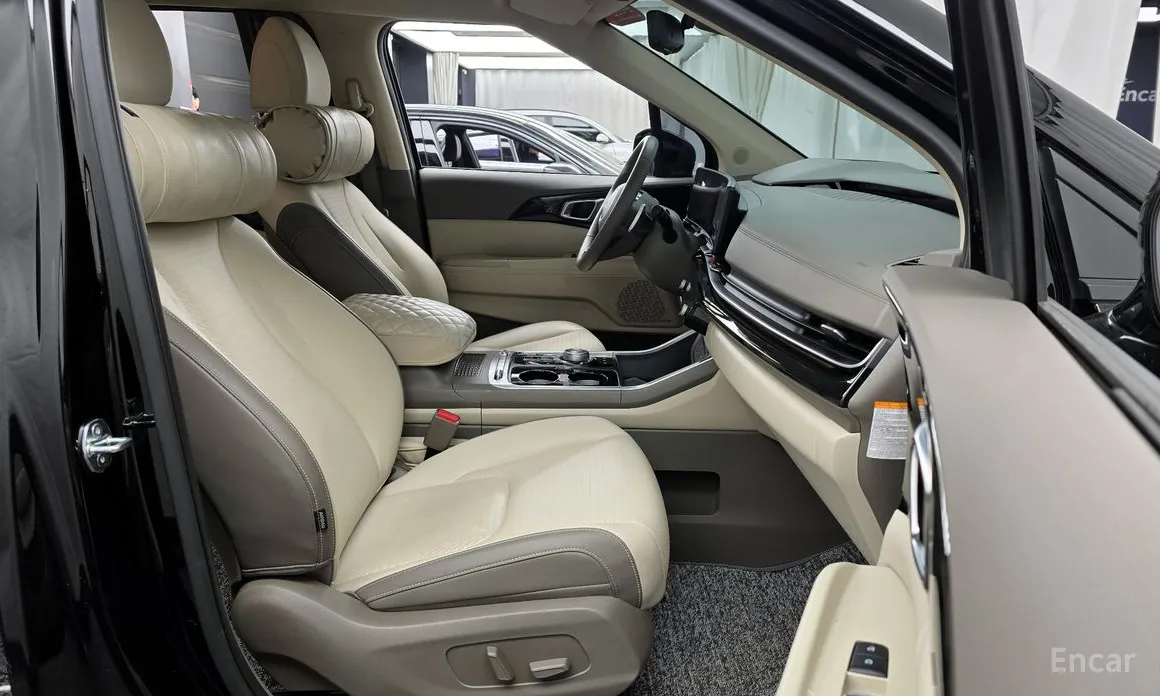 Фото 11 - Kia Carnival