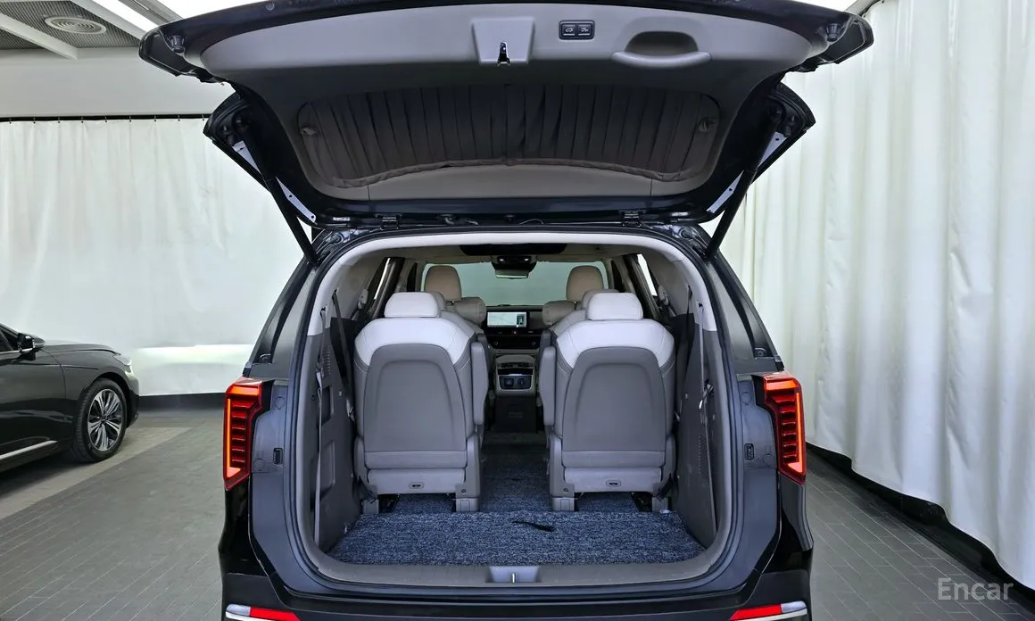 Фото 20 - Kia Carnival