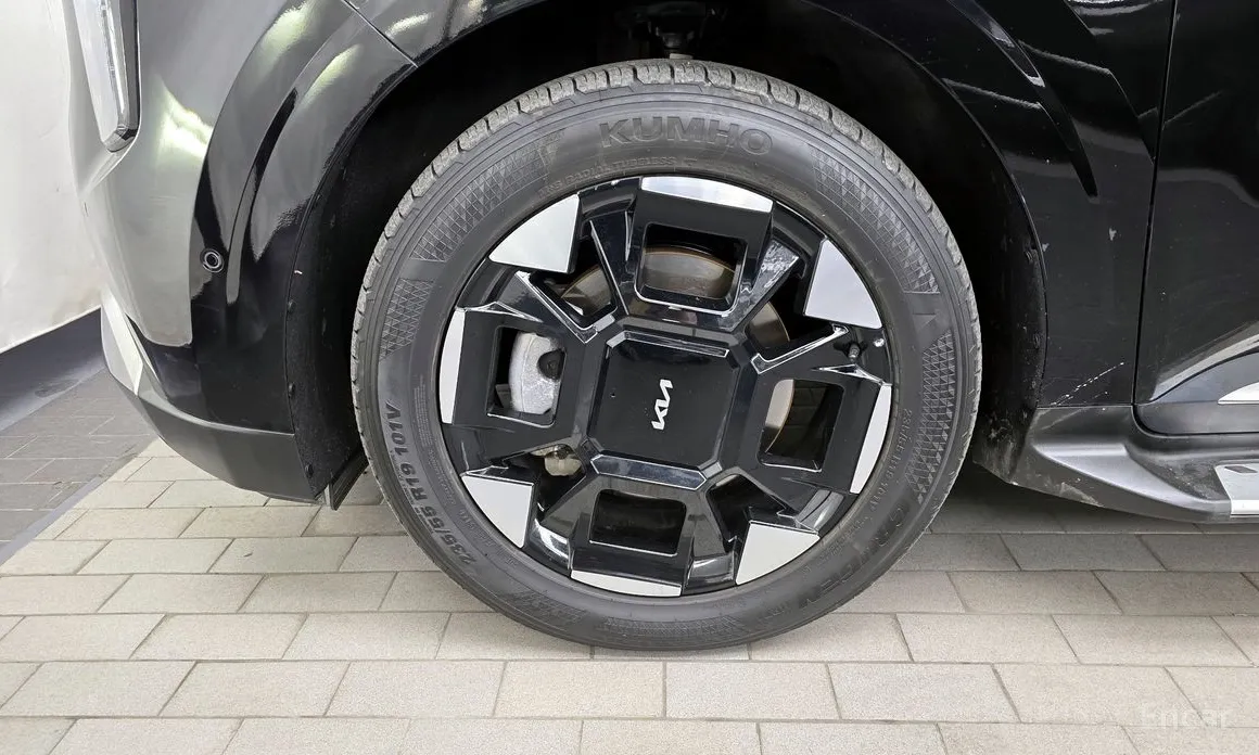 Фото 5 - Kia Carnival