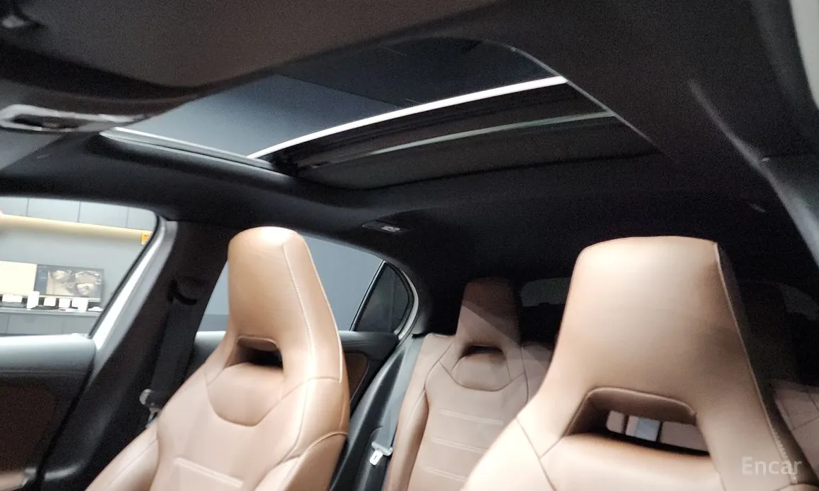 Фото 19 - Mercedes-Benz A-Class