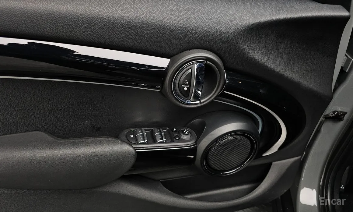 Фото 17 - Mini Cooper