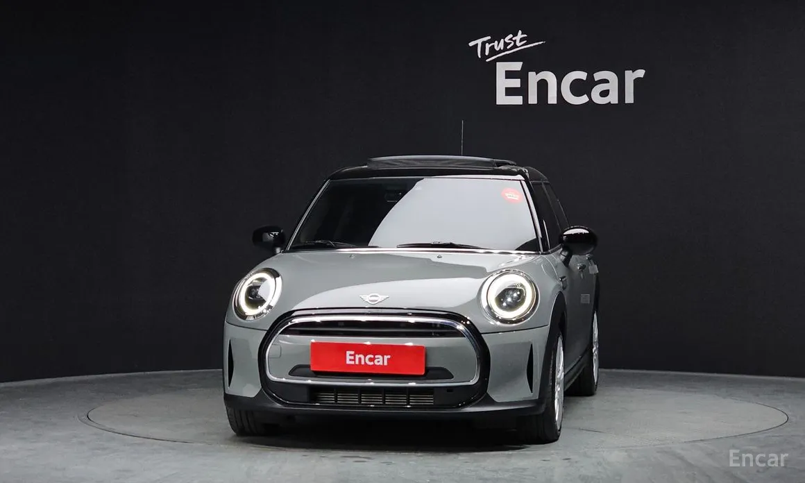 Фото 3 - Mini Cooper