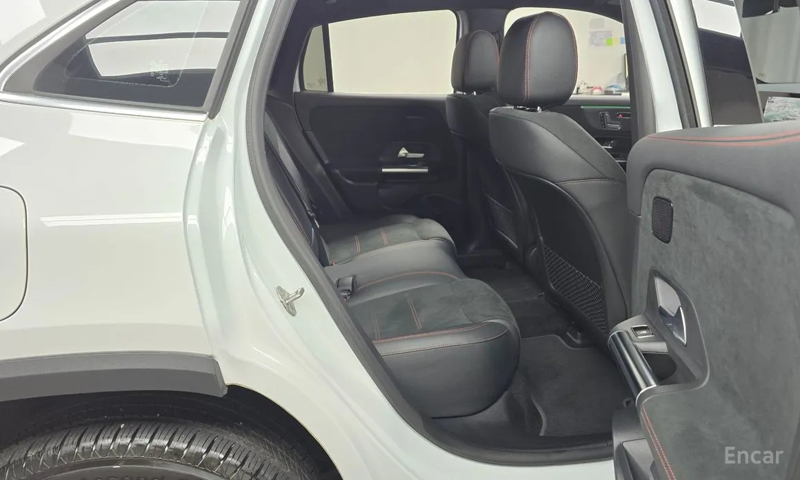 Фото 12 - Mercedes-Benz EQA