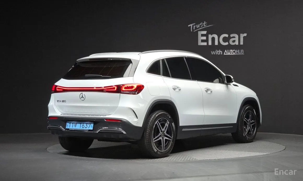 Фото 2 - Mercedes-Benz EQA