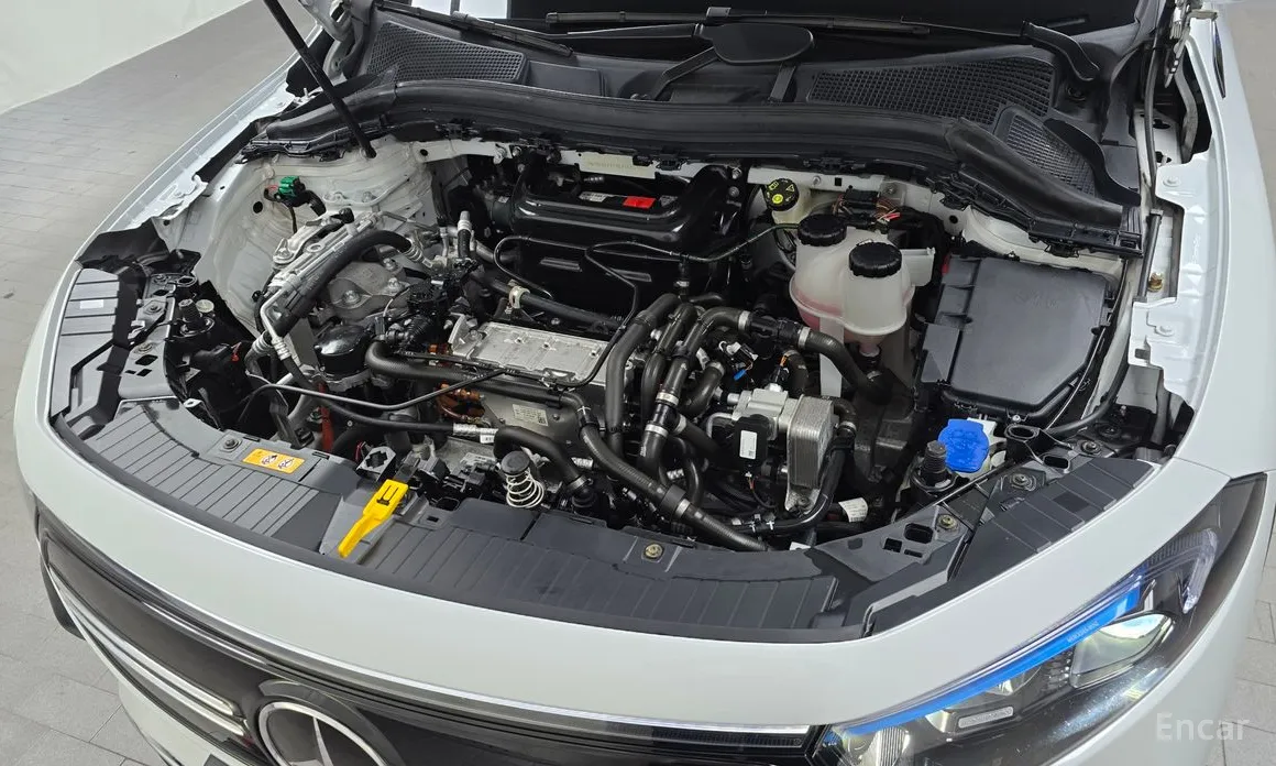 Фото 6 - Mercedes-Benz EQA