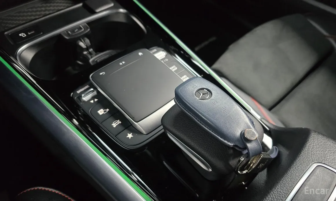 Фото 9 - Mercedes-Benz EQA