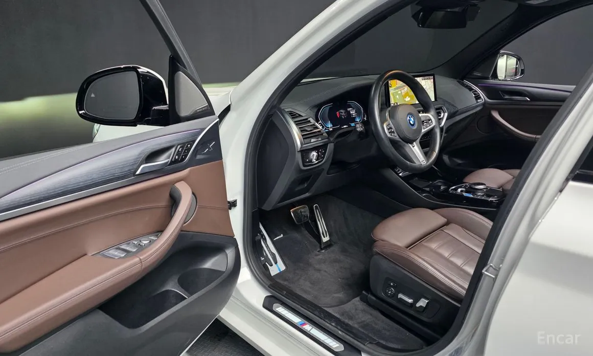 Фото 10 - BMW iX3