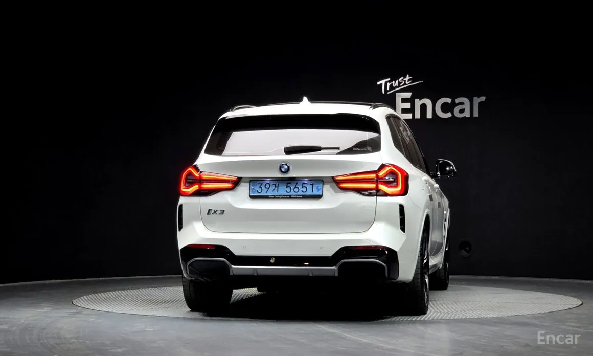 Фото 4 - BMW iX3