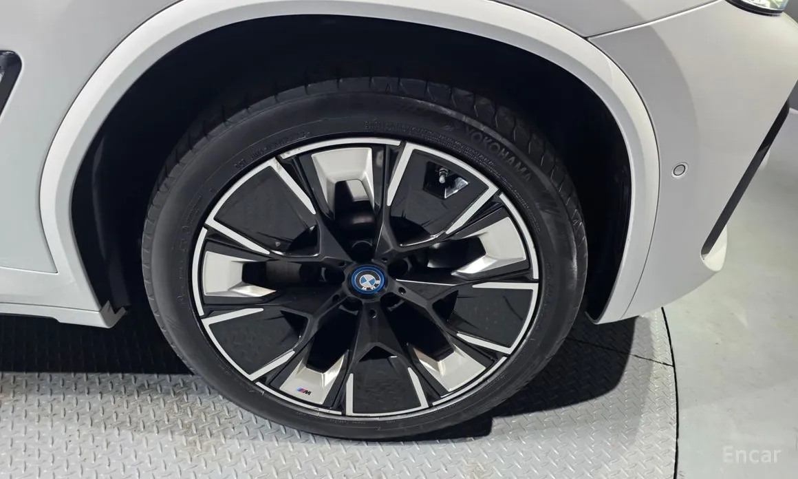 Фото 5 - BMW iX3