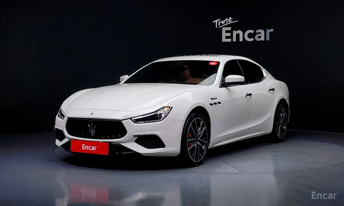 2013 Maserati Ghibli