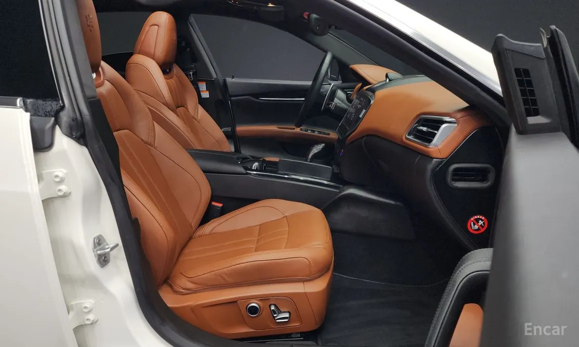 Maserati Ghibli 2013 3.0 Modena