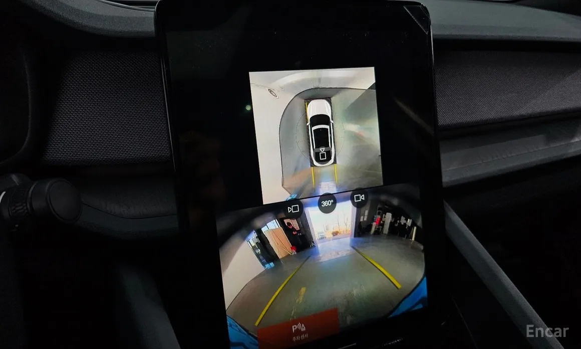 Фото 15 - Polestar 2