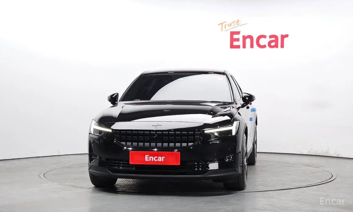 Фото 3 - Polestar 2