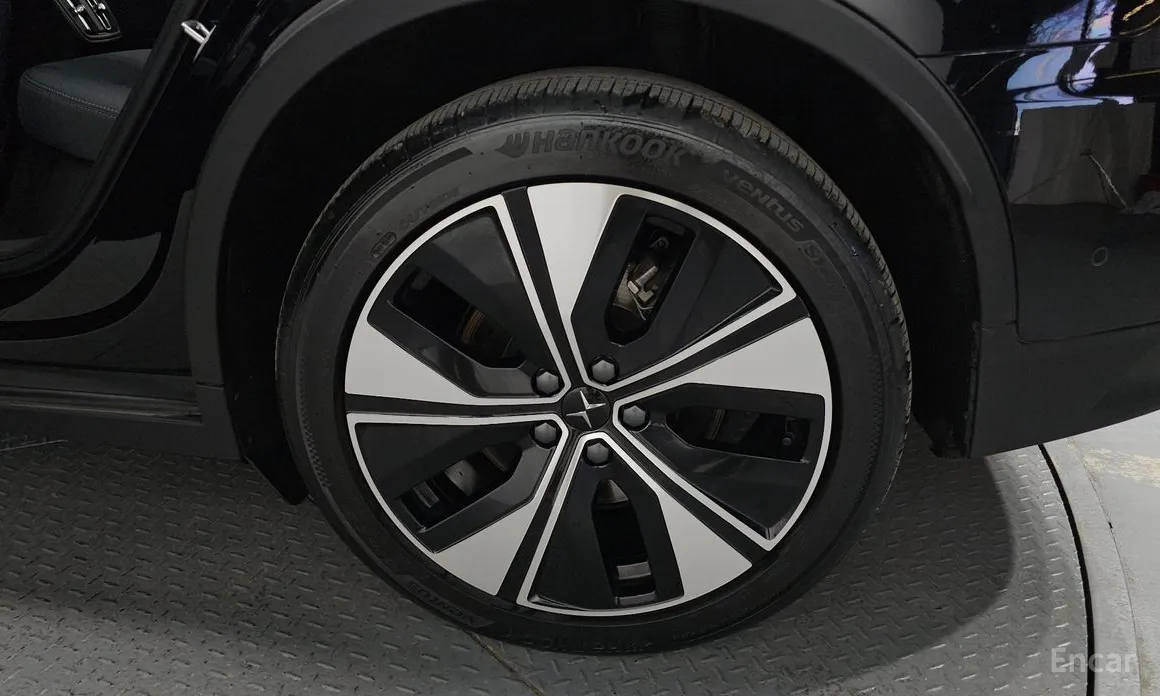 Фото 5 - Polestar 2