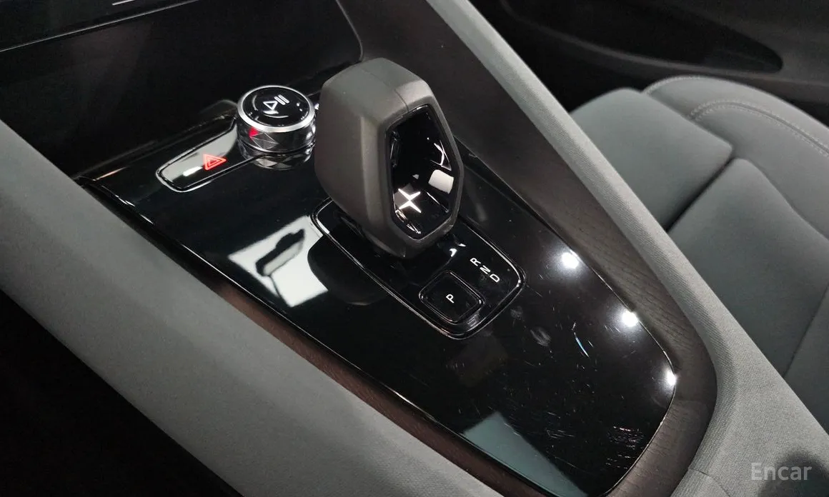 Фото 9 - Polestar 2