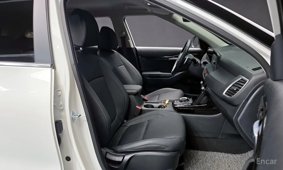 Фото 10 - Kia Seltos