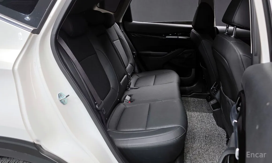 Фото 12 - Kia Seltos