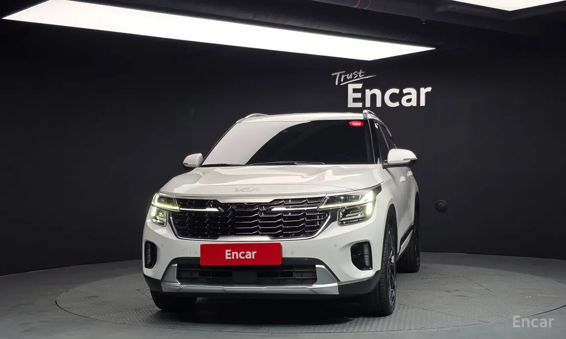 Фото 3 - Kia Seltos