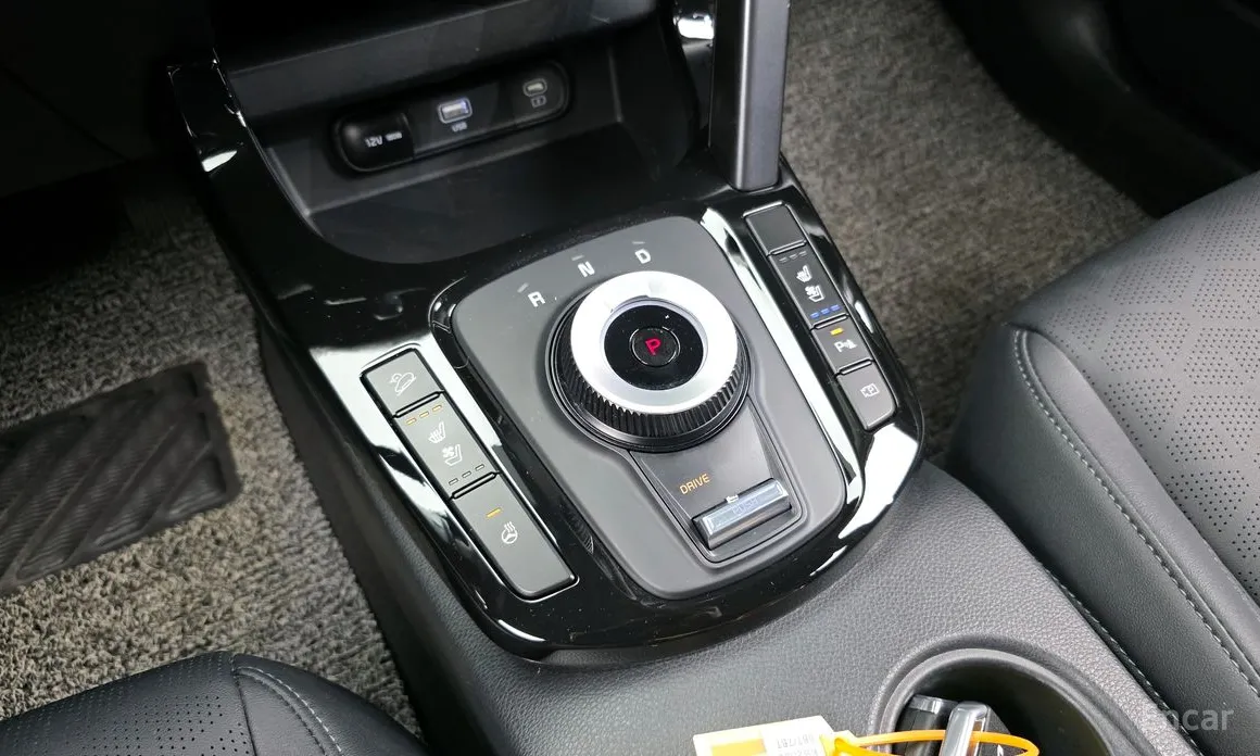 Фото 9 - Kia Seltos