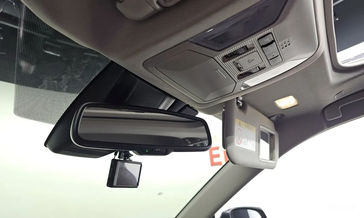 Фото 20 - Toyota RAV4