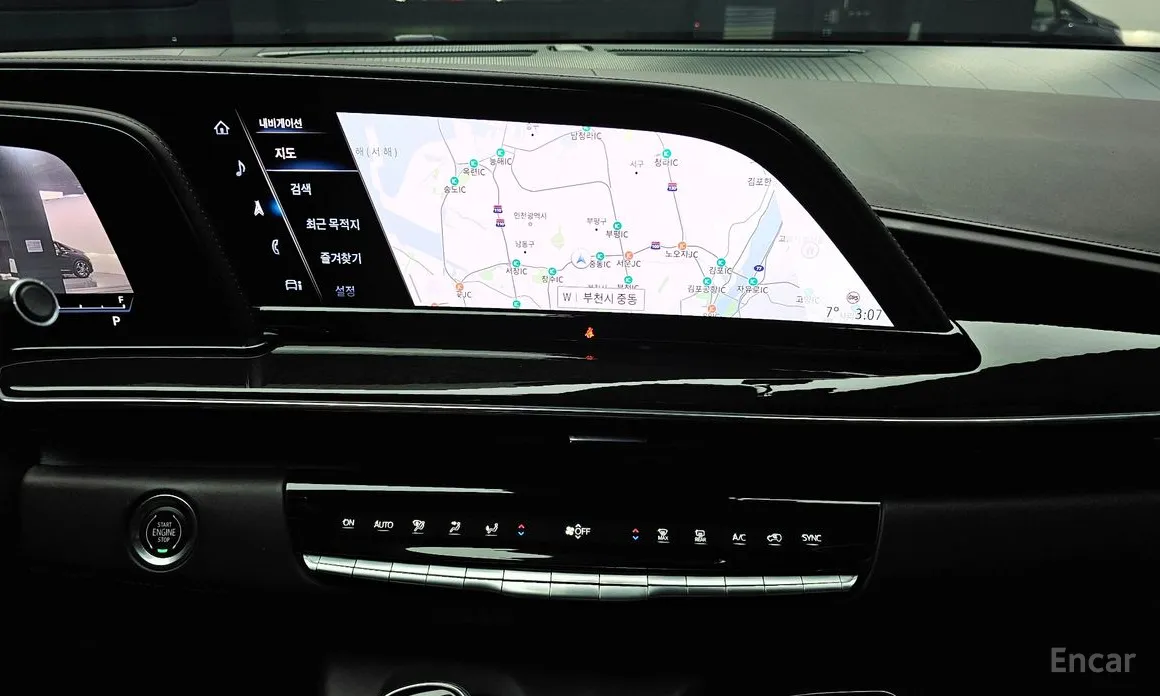 Фото 14 - Cadillac Escalade