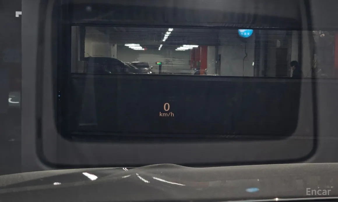 Фото 17 - Cadillac Escalade