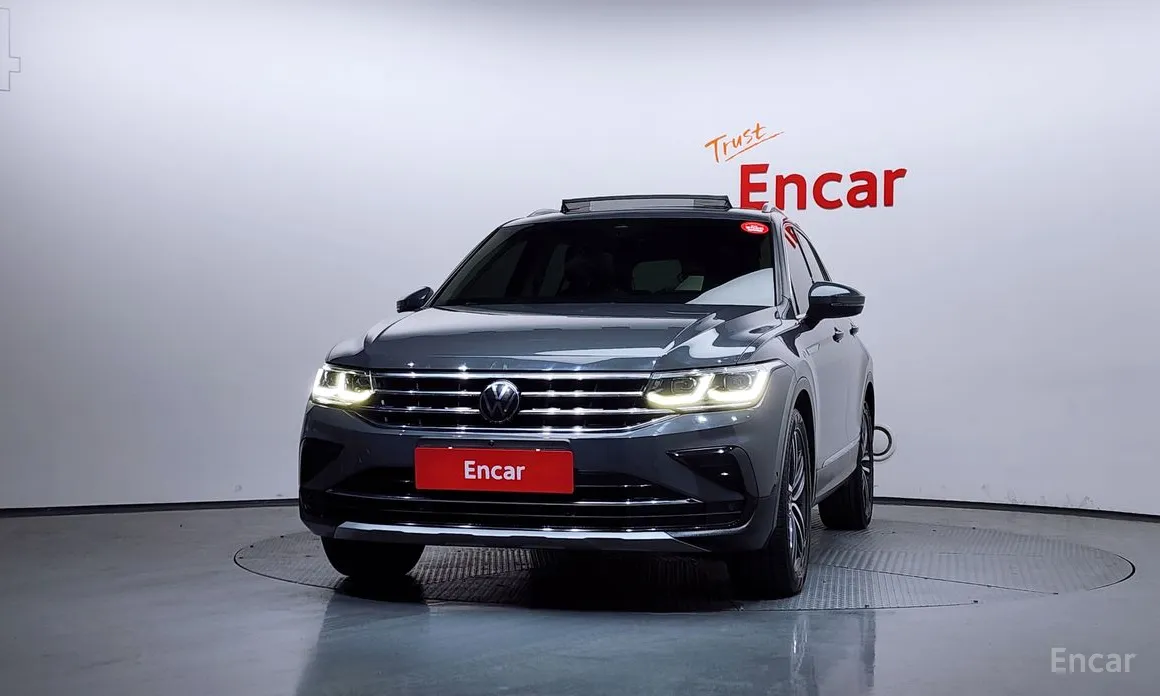 Фото 3 - Volkswagen Tiguan