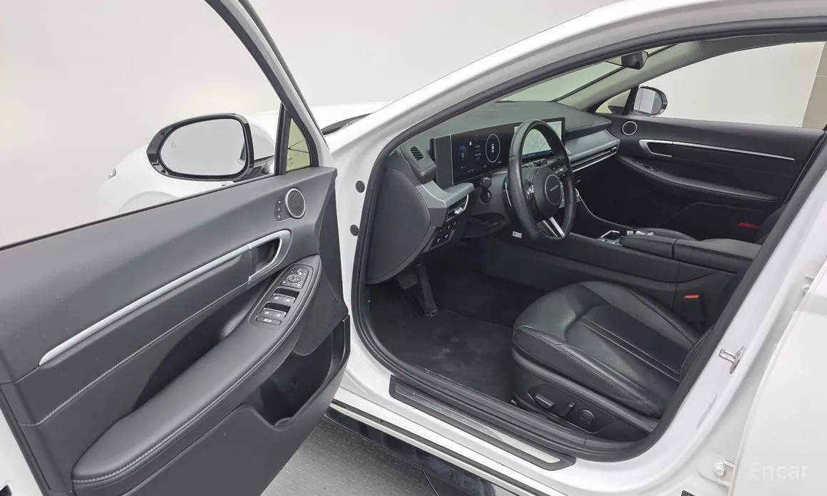 Фото 10 - Hyundai Sonata