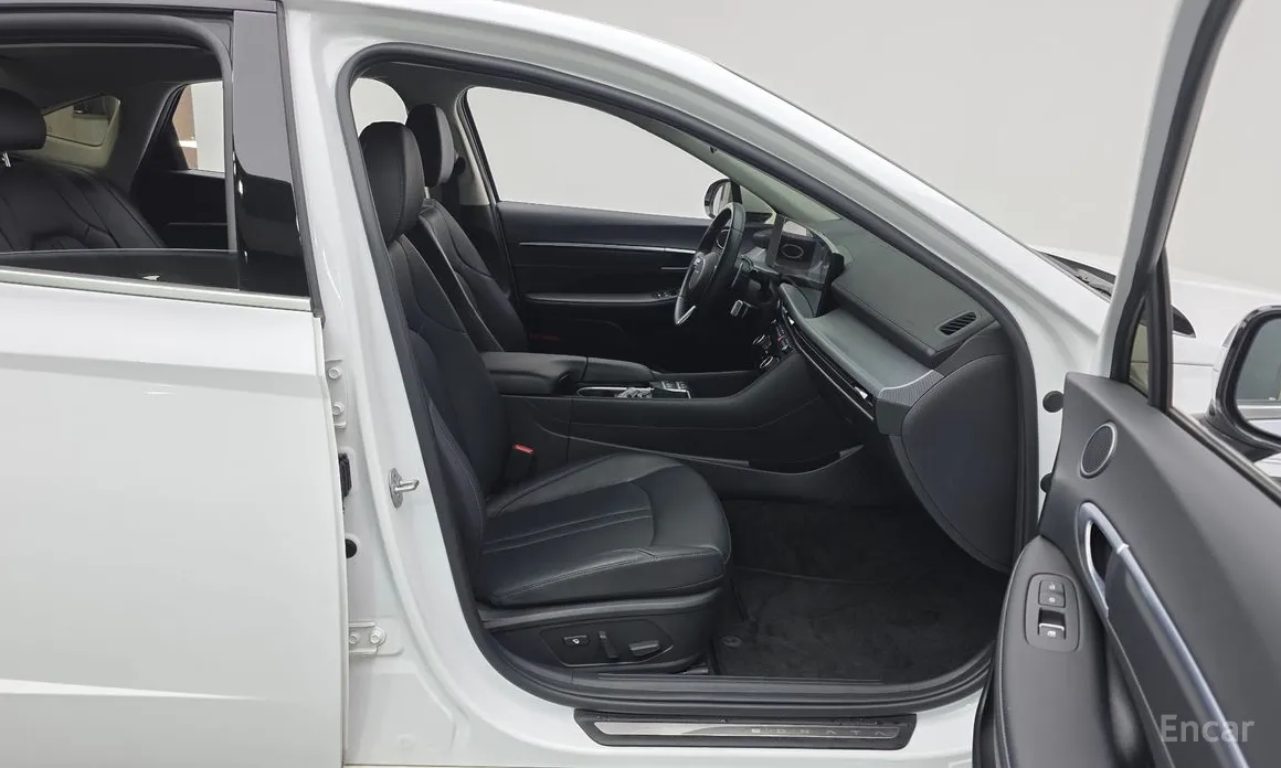 Фото 11 - Hyundai Sonata