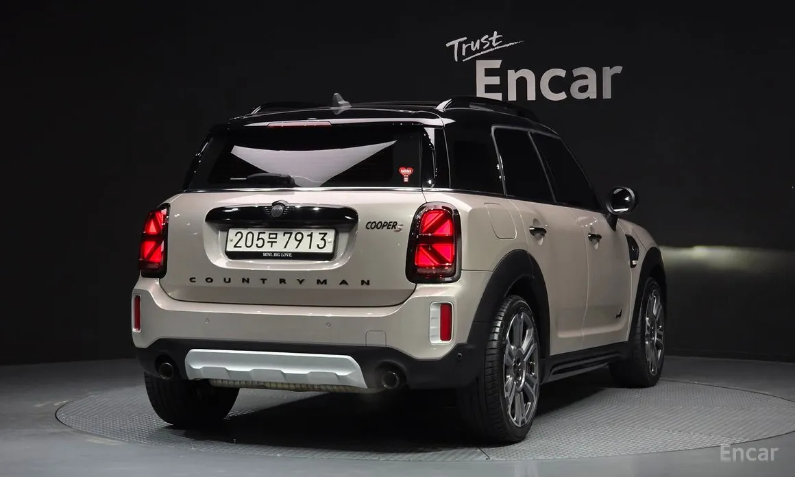 Фото 2 - Mini Countryman