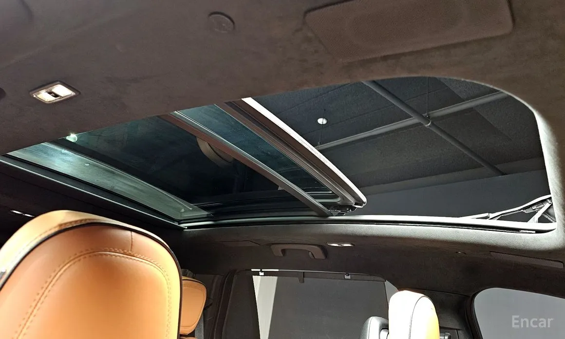 Фото 18 - Lincoln Aviator