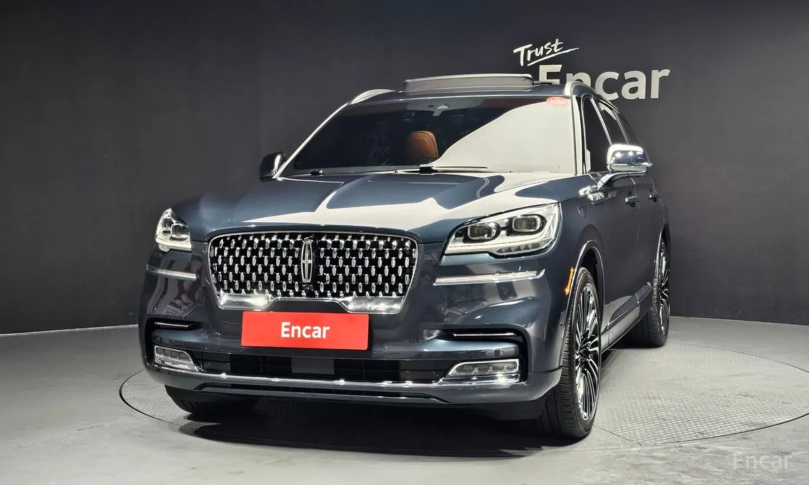 Фото 3 - Lincoln Aviator