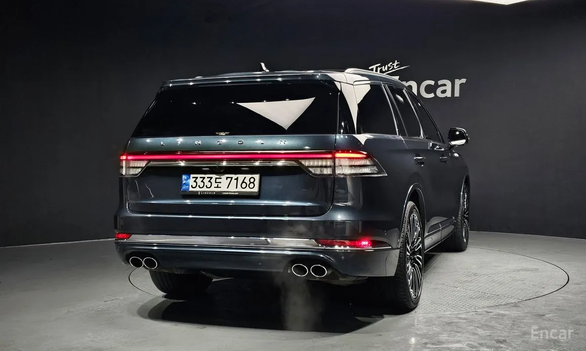 Фото 4 - Lincoln Aviator