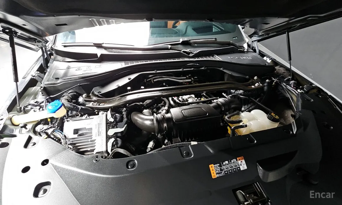 Фото 6 - Lincoln Aviator