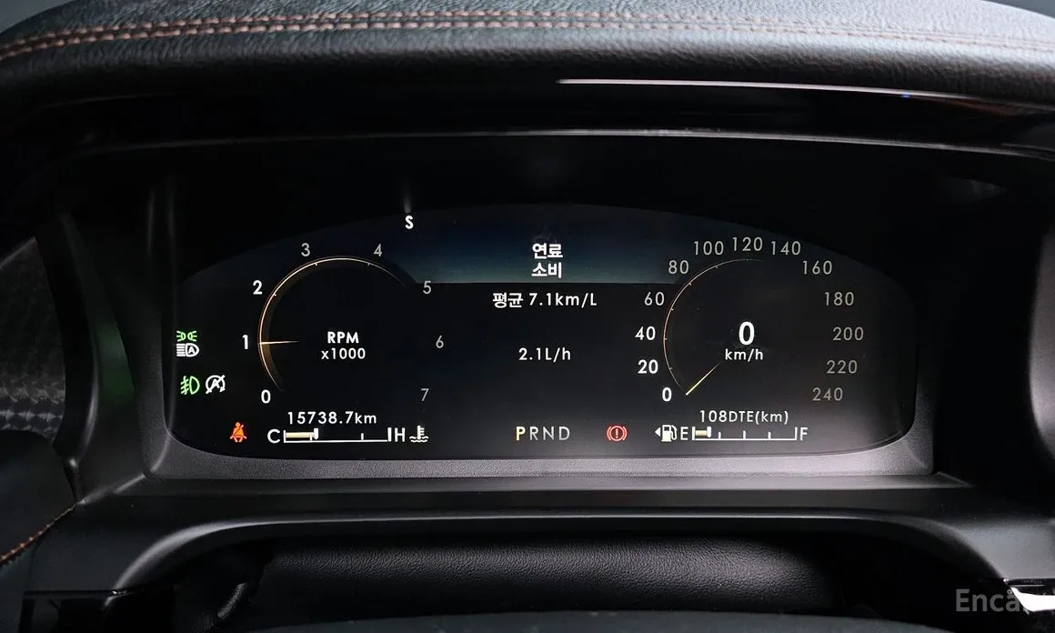 Фото 8 - Lincoln Aviator