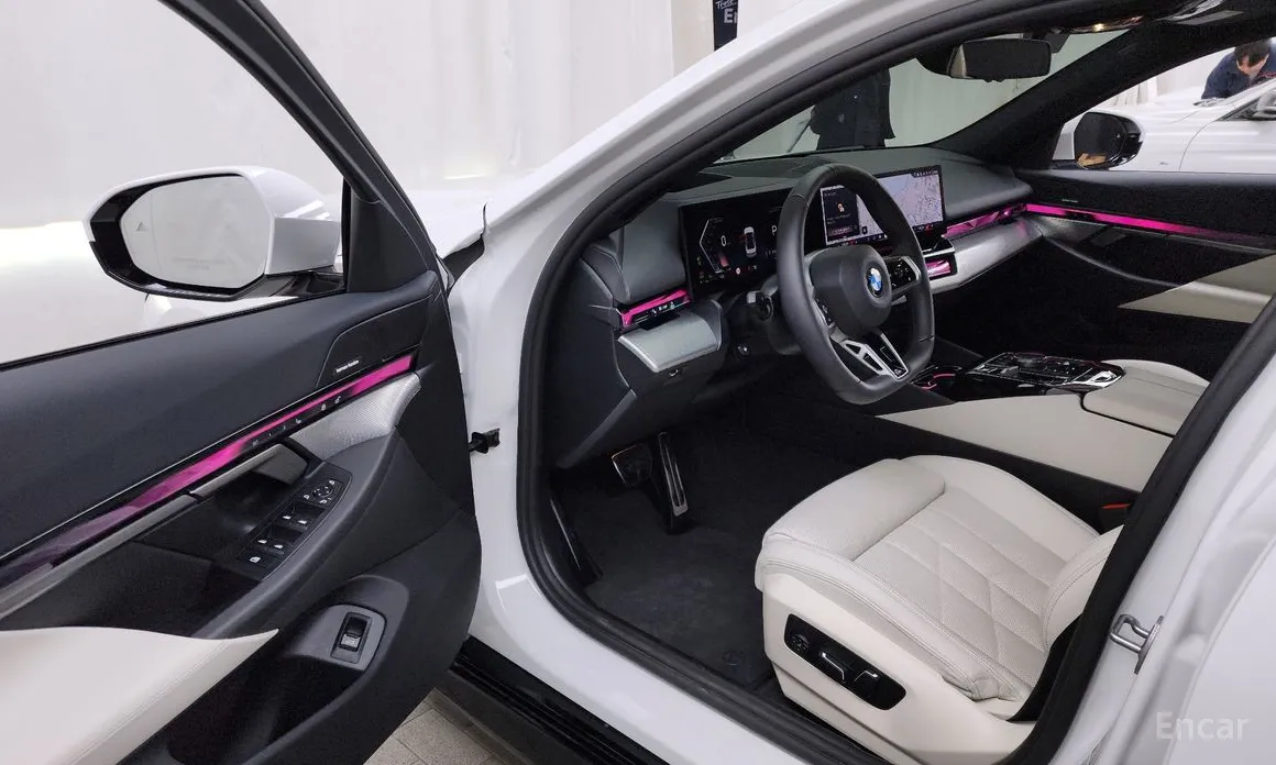 Фото 10 - BMW 5 Series