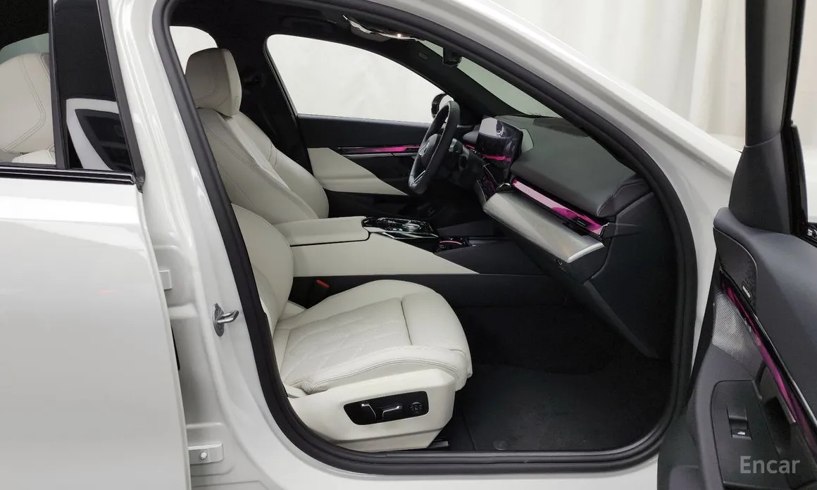 Фото 11 - BMW 5 Series